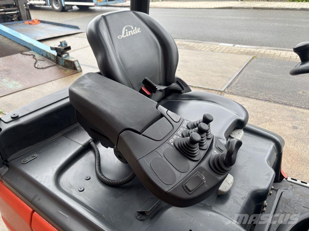 Linde E18-02 バッテリーフォークリフト