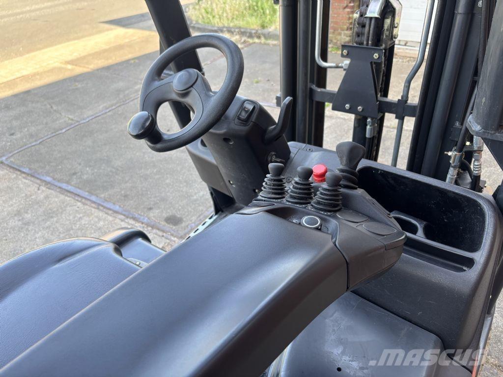 Linde E18C-02 バッテリーフォークリフト