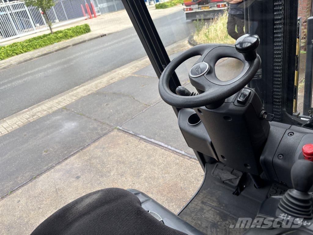 Linde E25HL-01/600 バッテリーフォークリフト