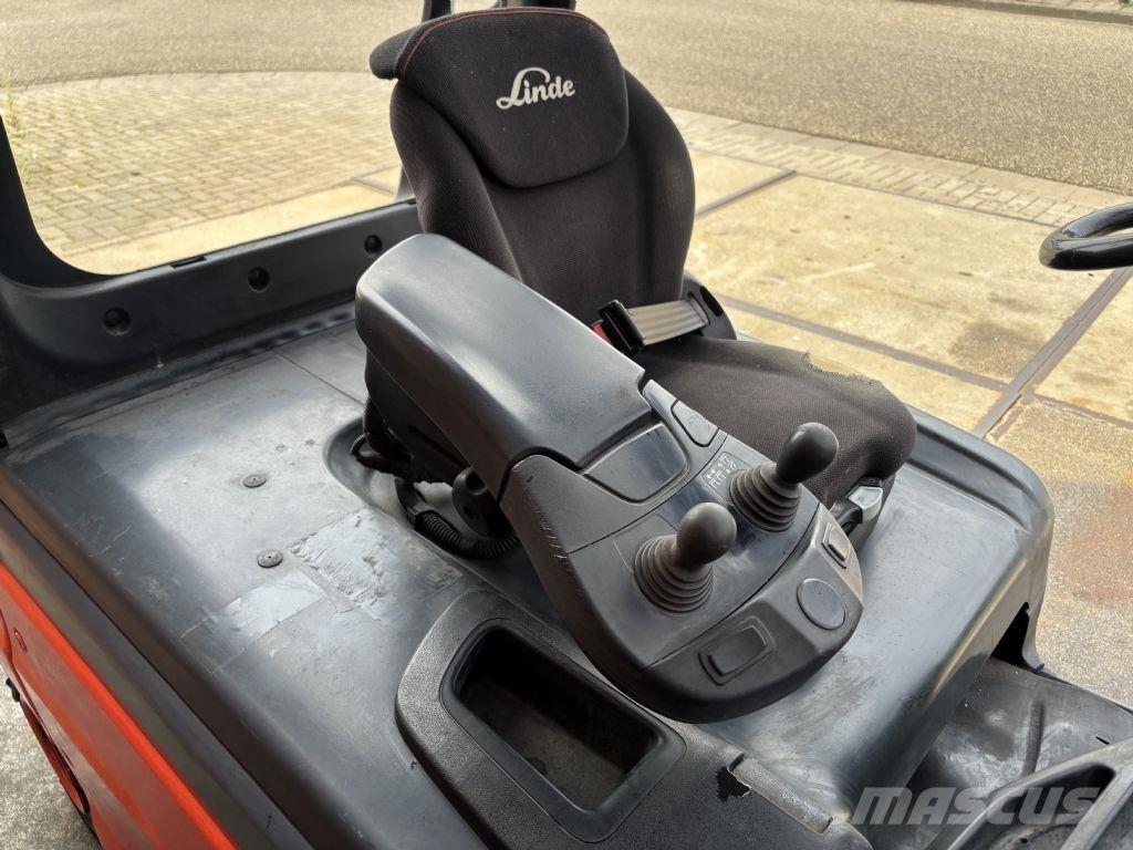 Linde E25L-01 バッテリーフォークリフト