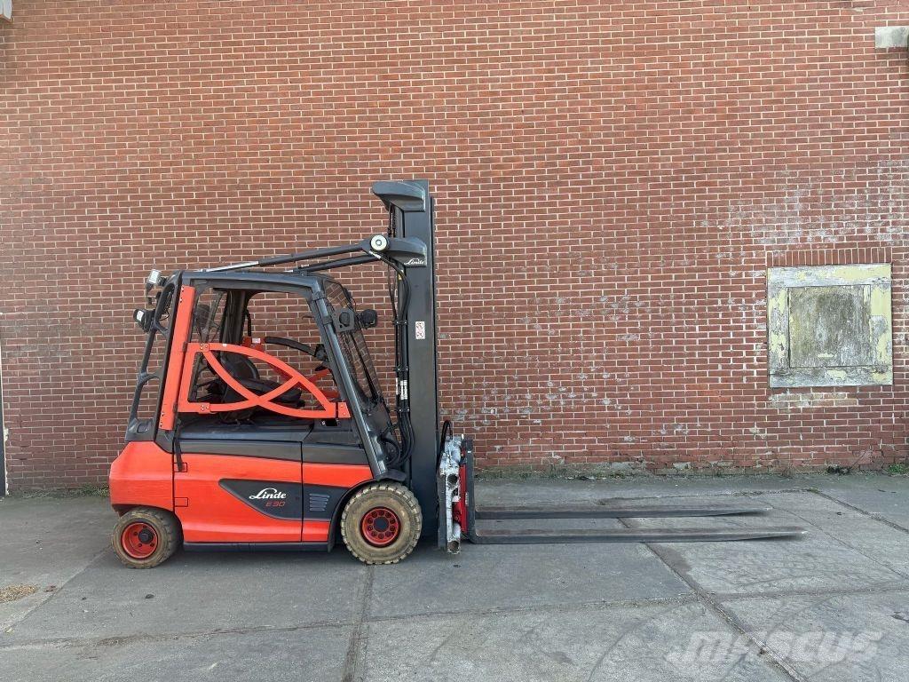 Linde E30-01 バッテリーフォークリフト