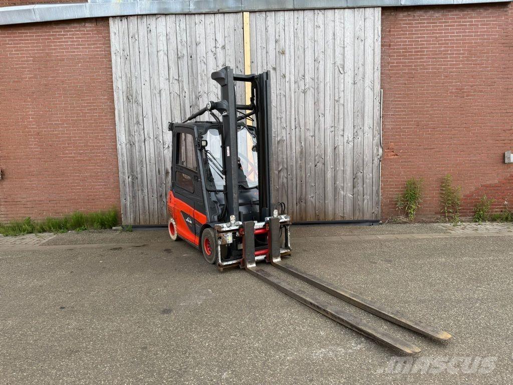 Linde E30-01 バッテリーフォークリフト