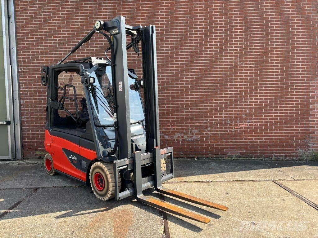 Linde E30L-01 バッテリーフォークリフト