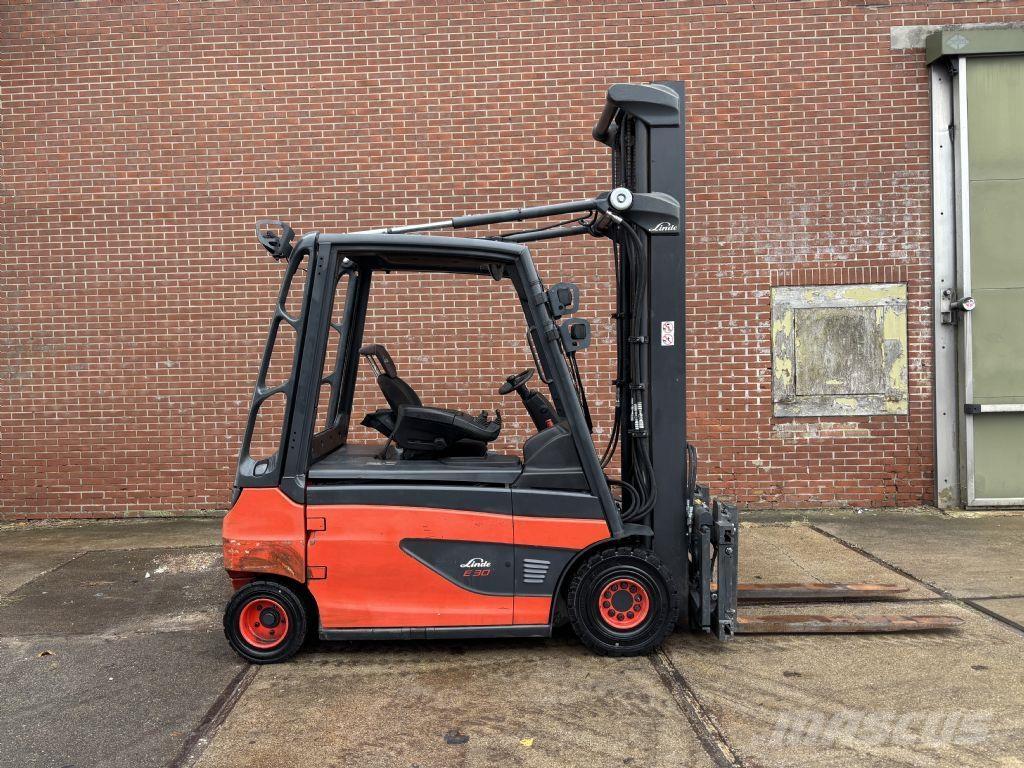 Linde E30L-01 バッテリーフォークリフト