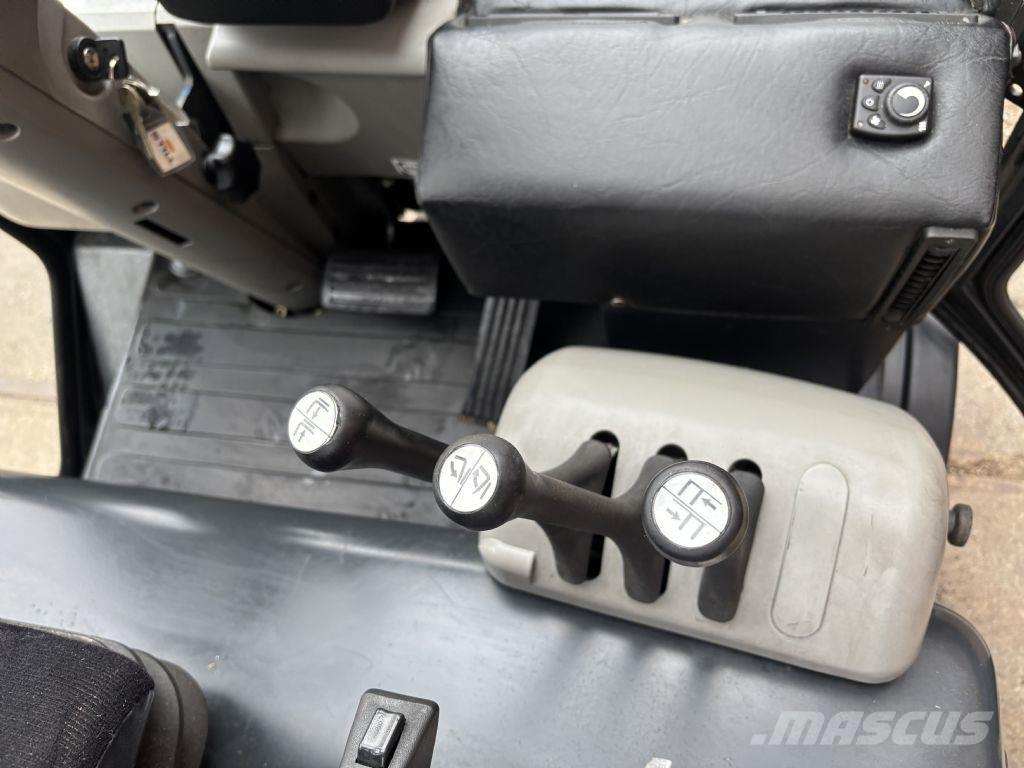 Still R60-35 バッテリーフォークリフト