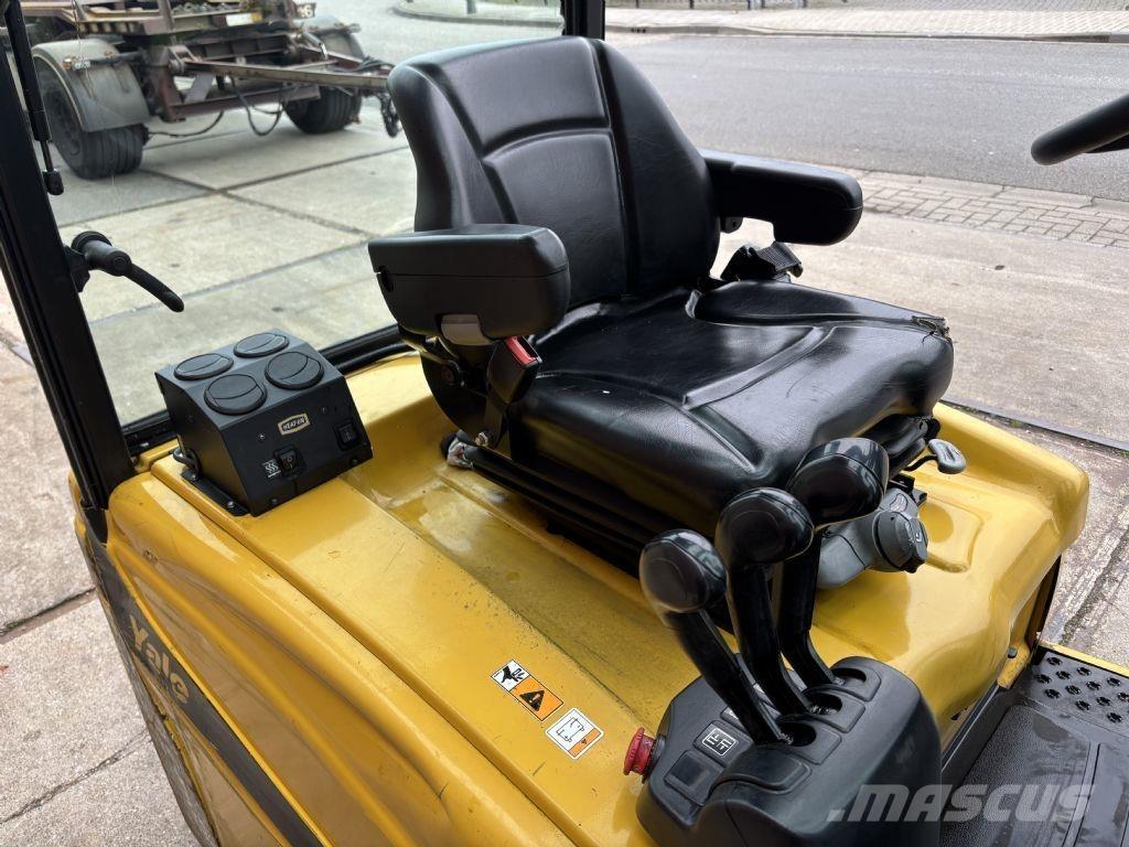 Yale ERP16VT バッテリーフォークリフト