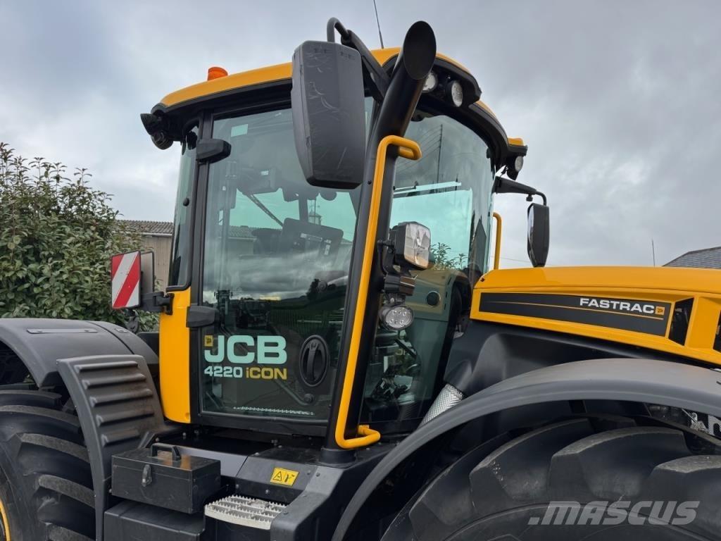 JCB 4220 iCON トラクター