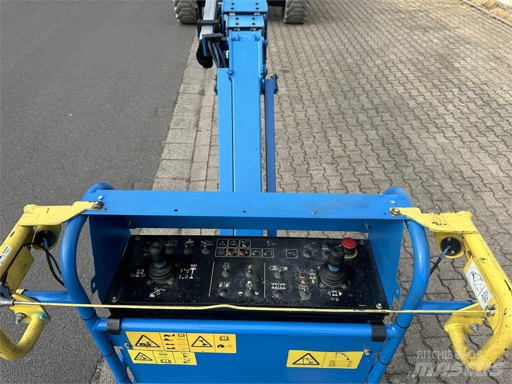 Genie S 85 XC ブームリフト　直伸型