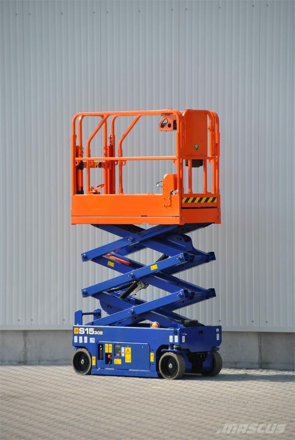 JCB S1530E シザースリフト