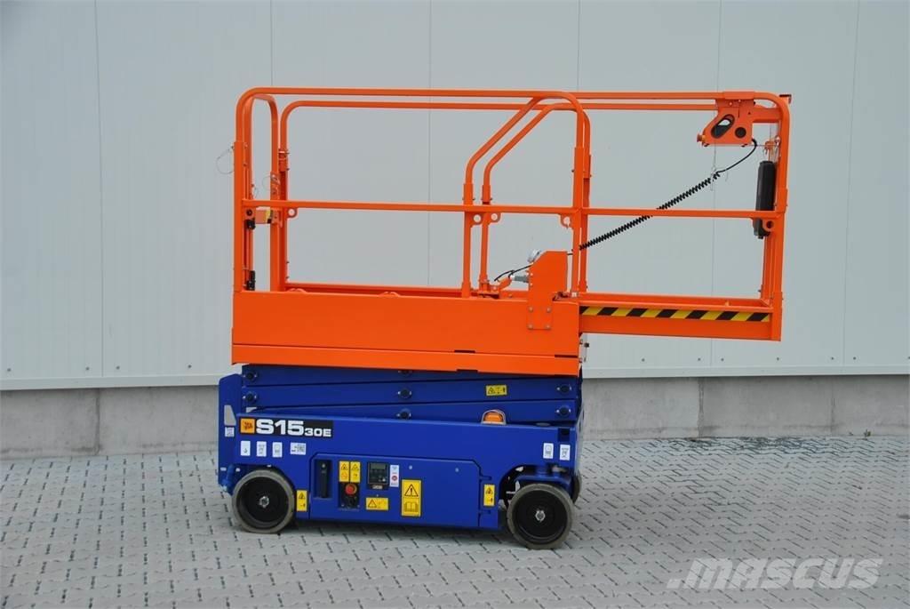 JCB S1530E シザースリフト