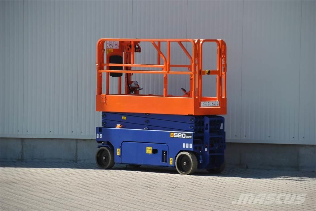 JCB S2032E シザースリフト