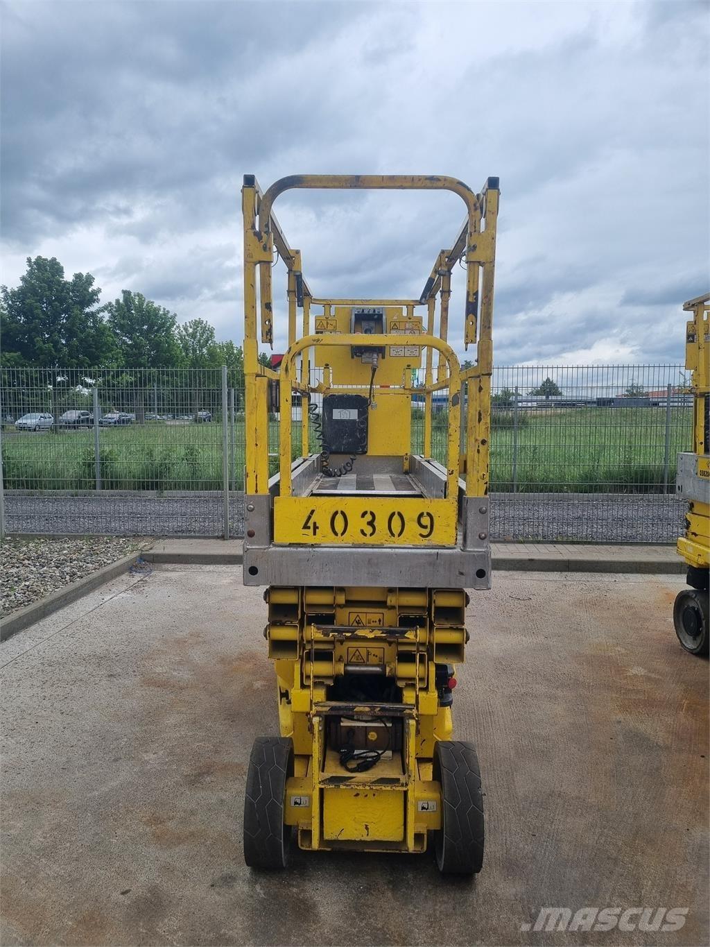 JLG 2030 ES シザースリフト