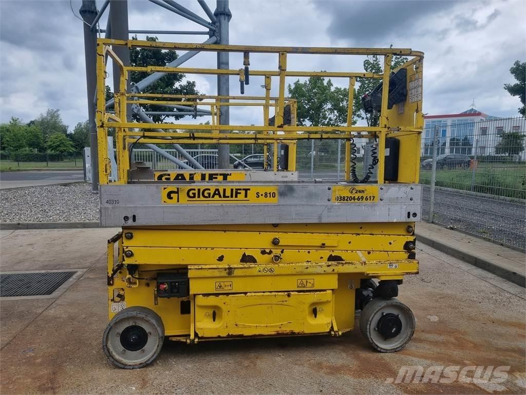 JLG 2030 ES シザースリフト