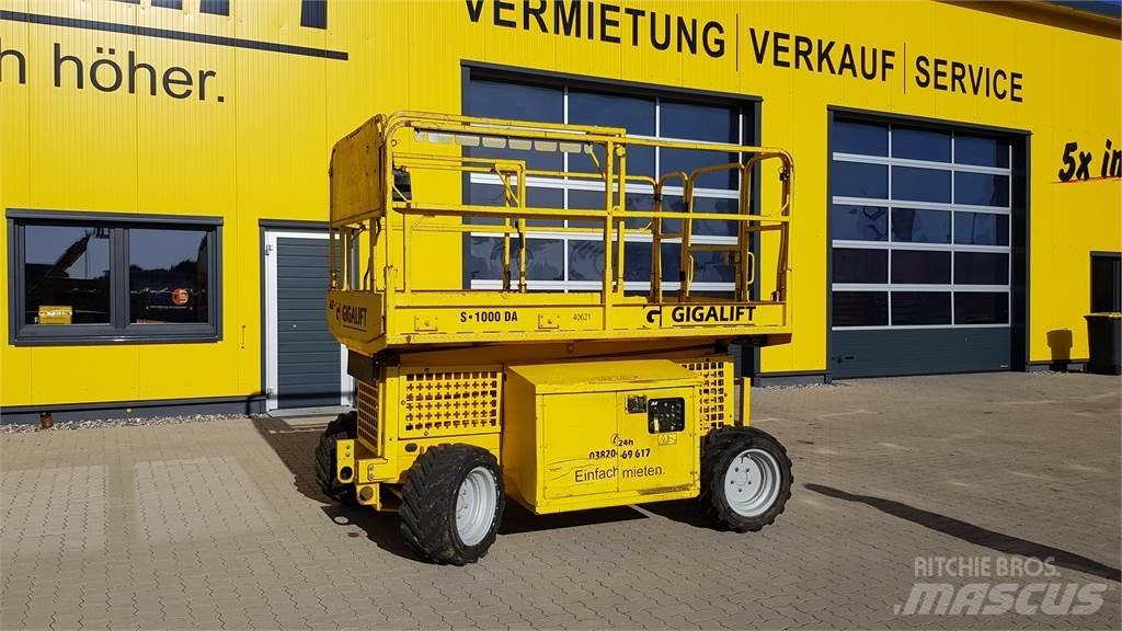 JLG 260 MRT-A シザースリフト