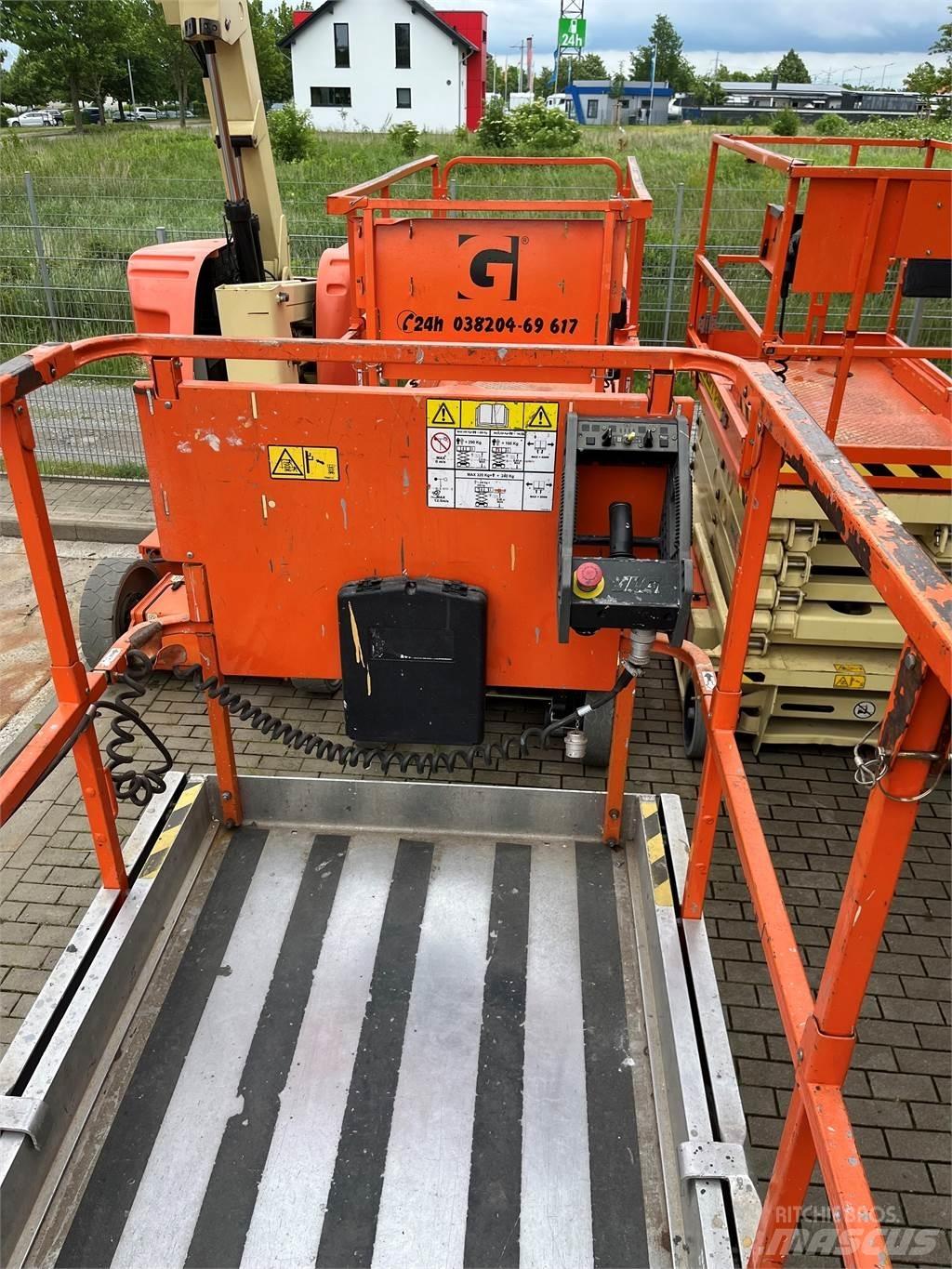 JLG 3246 ES シザースリフト