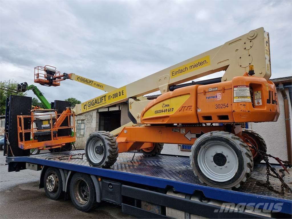 JLG M 600 JP ブームリフト　直伸型