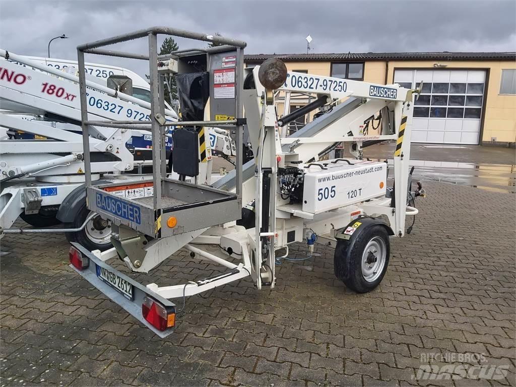 Niftylift 120 T 高所作業台付トレーラー