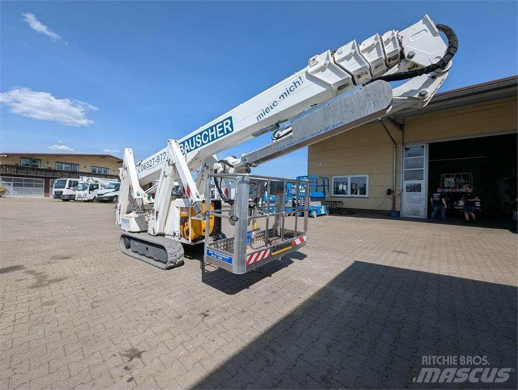 Palazzani XTJ 32 小型自走式ブームリフト
