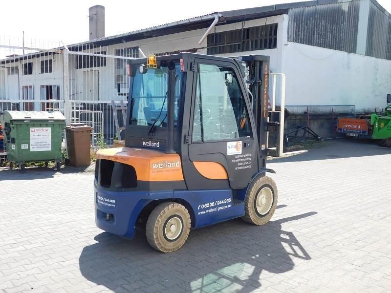 Yale GDP-30VX 建設機械 -　その他