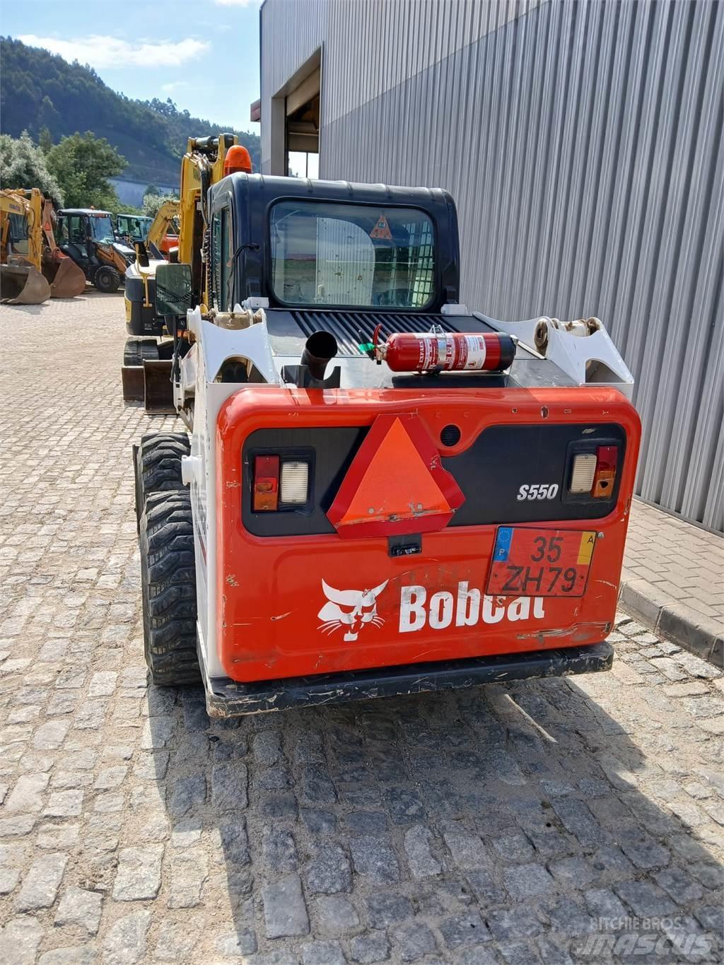 Bobcat S550 ホイールローダー・タイヤショベル