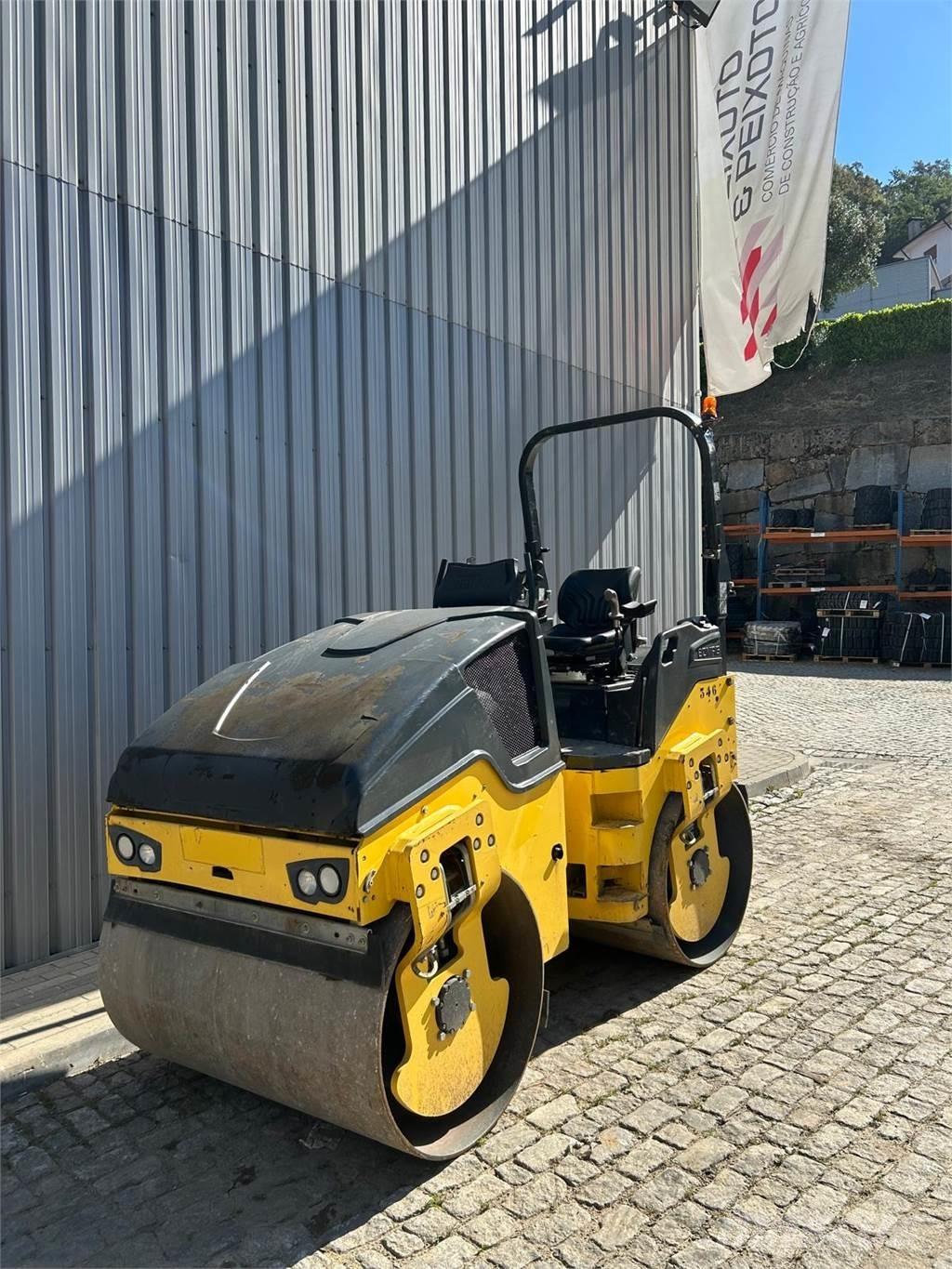 Bomag BW138AD-5 タンデムローラ