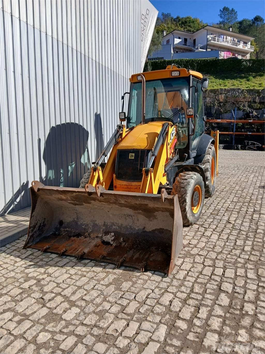 JCB 3CX バックホーローダー