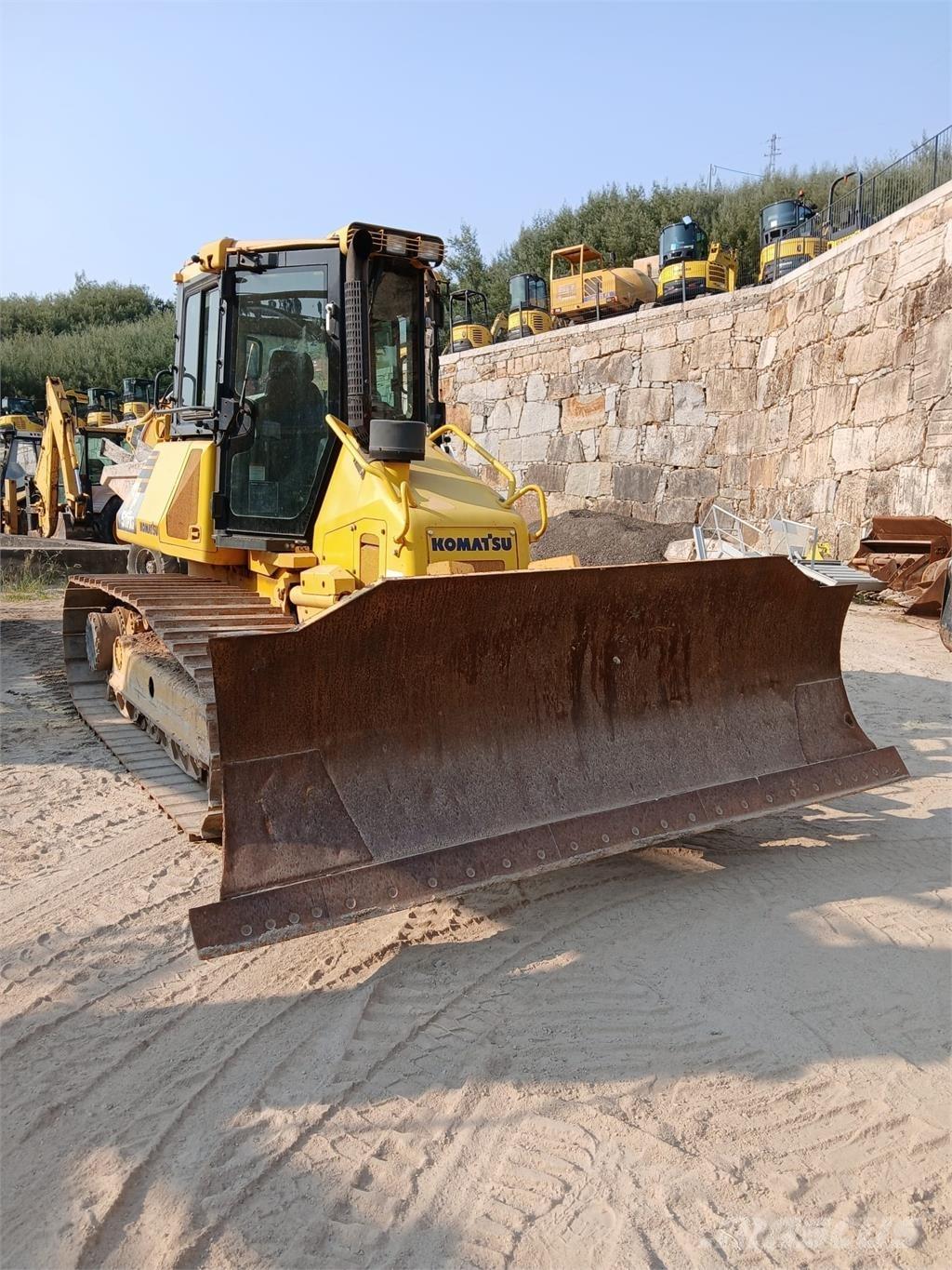 Komatsu D51PXI-22 パイプレイヤー・ドーザー
