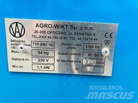 Agro-Wikt POJEMNOŚĆ ミキサー車