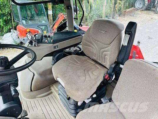 Case IH PUMA 215 トラクター