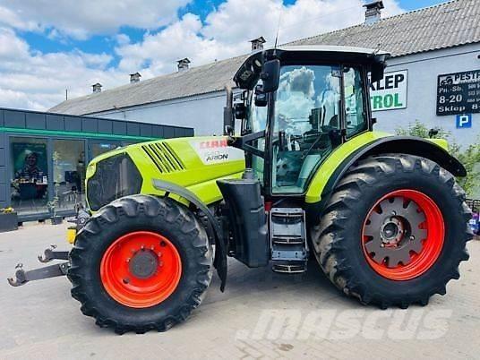 CLAAS ARION 640 トラクター