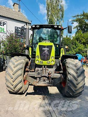 CLAAS ARION 640 トラクター