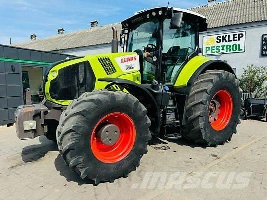 CLAAS AXION 840 トラクター