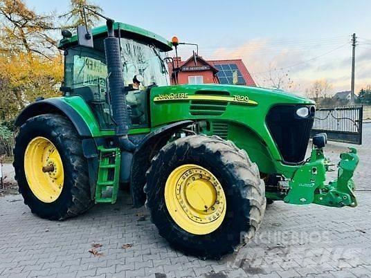 John Deere 7820 トラクター