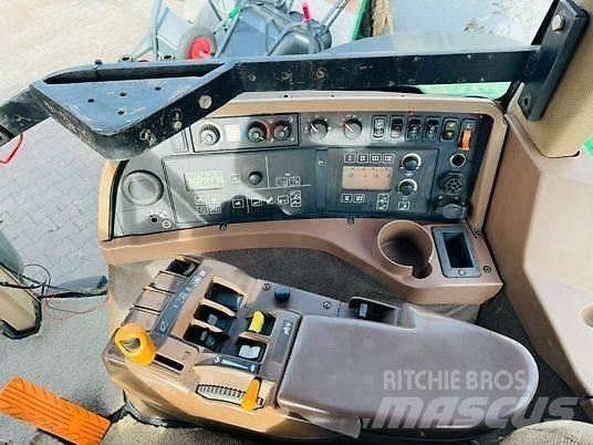 John Deere 8530 トラクター