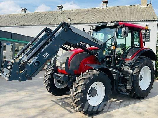 Valtra N101 トラクター