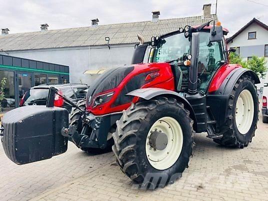 Valtra T234 ACTIVE トラクター