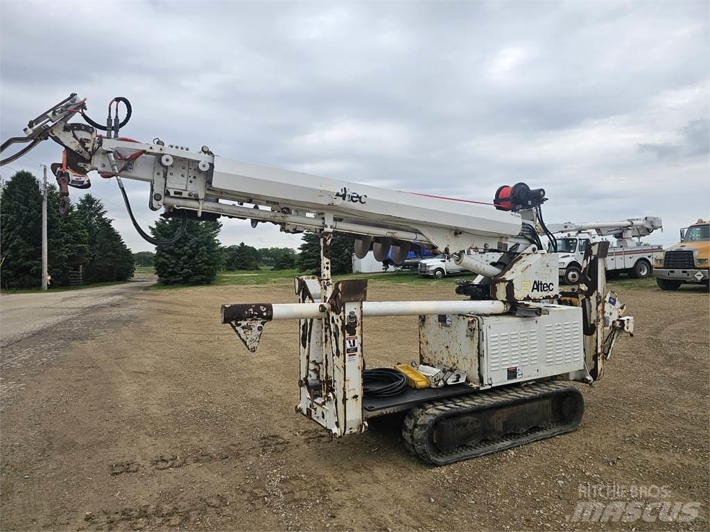 Altec DB37 その他リフトとプラットフォーム