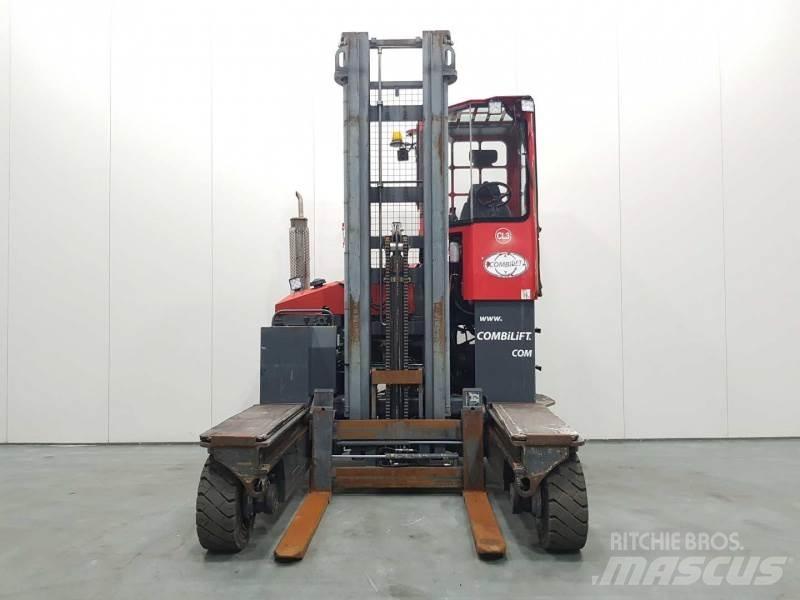Combilift C5000 LH LPG 全方向リーチ型フォークリフト