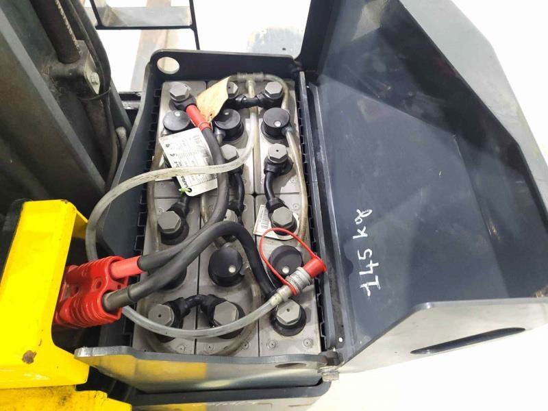 Combilift COMBI-WR4 全方向リーチ型フォークリフト