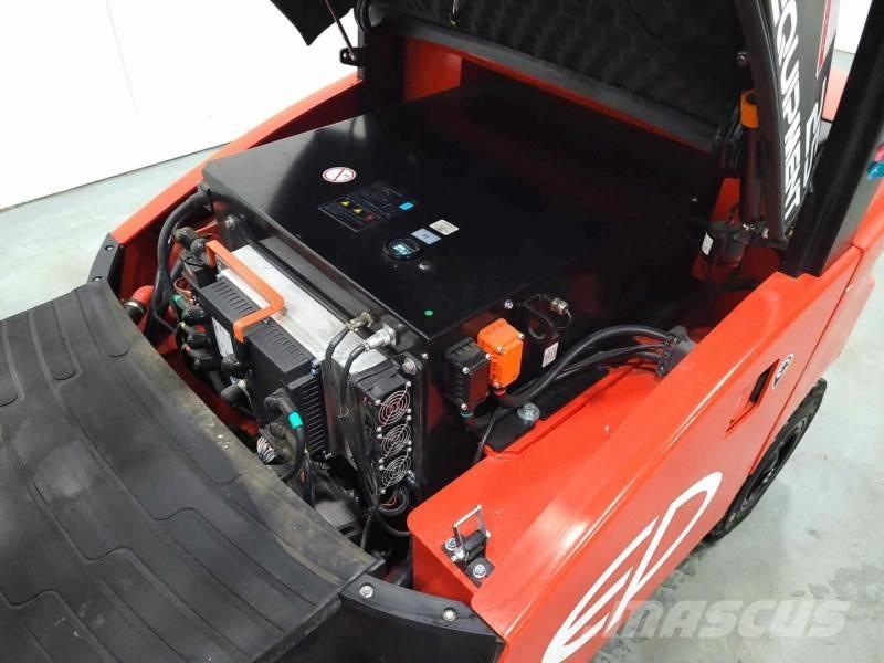 EP EFL253B 205 NC RENTAL バッテリーフォークリフト