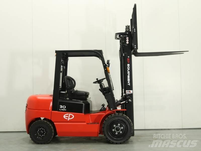 EP EFL302 410 バッテリーフォークリフト