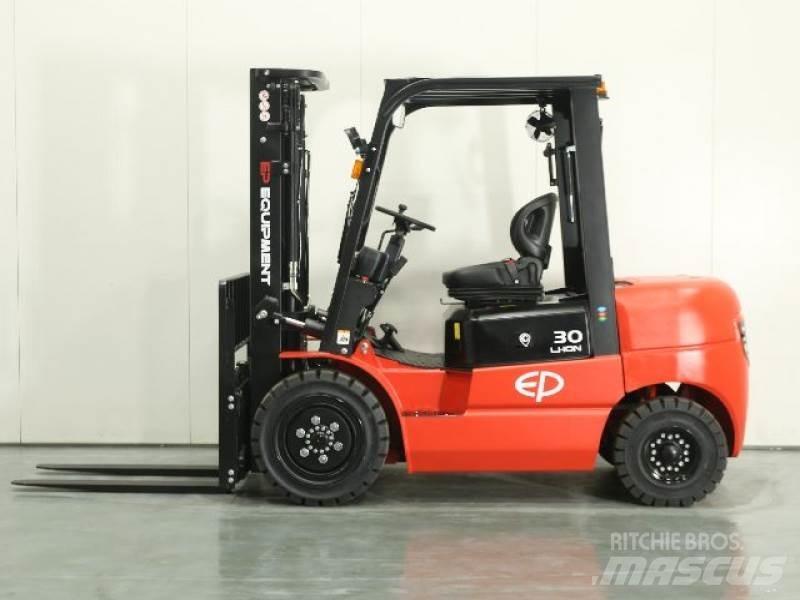 EP EFL302 HC 410 RENTAL バッテリーフォークリフト