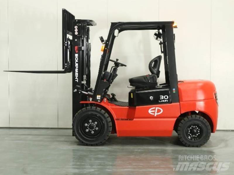 EP EFL302 HC 410 RENTAL バッテリーフォークリフト