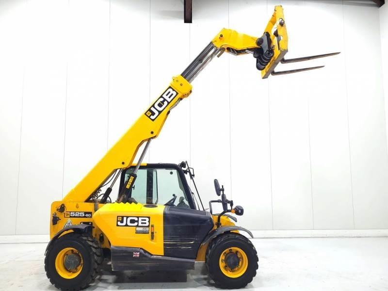 JCB 525-60T4 テレスコーピックハンドラー