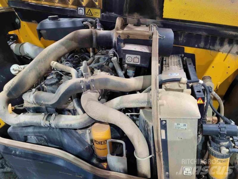 JCB 540-140 HIVIZ テレスコーピックハンドラー