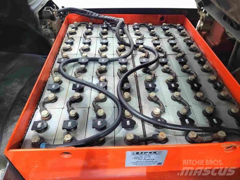 Linde E40 バッテリーフォークリフト