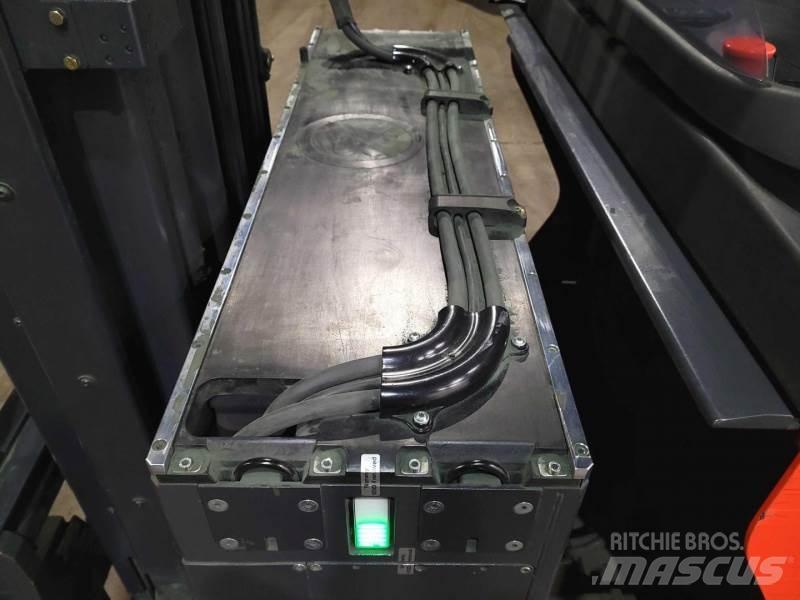 Linde R16-01 LI-ION リーチフォークリフト