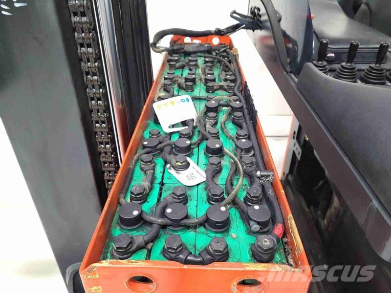 Linde R16S-12 リーチフォークリフト