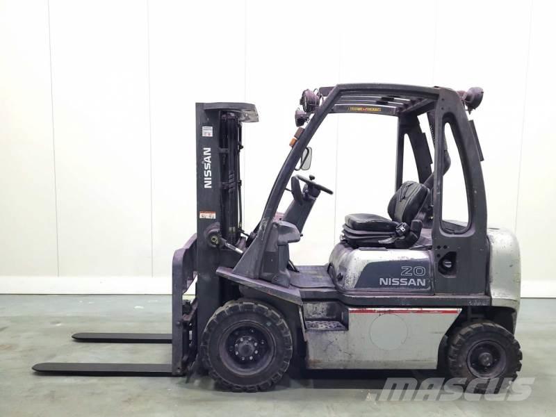Nissan FD02A20 ディーゼル・軽油