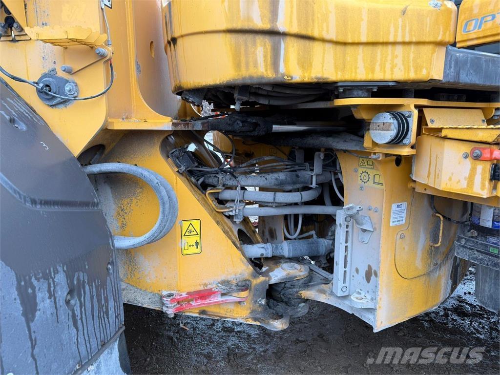 Volvo L110H ホイールローダー・タイヤショベル